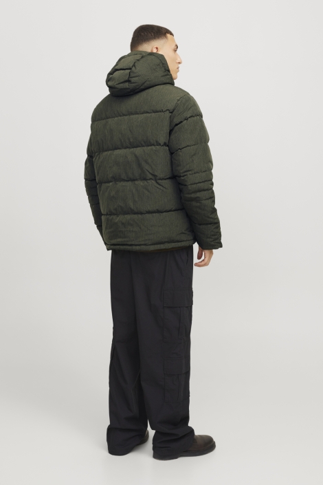 Jack & Jones groene heren jas | Model achteraanzicht