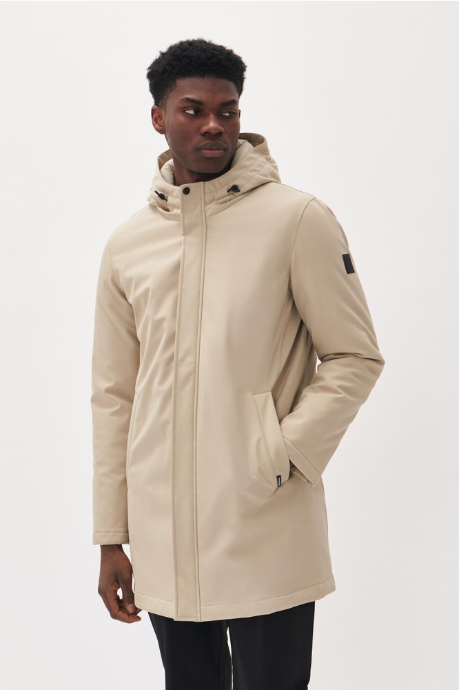 Matinique beige heren jas | Model vooraanzicht