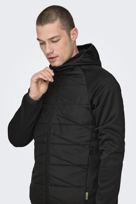 Only & Sons zwarte heren jas | Model vooraanzicht