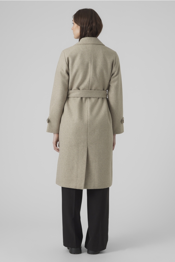 Vero Moda beige dames jas | Model achteraanzicht