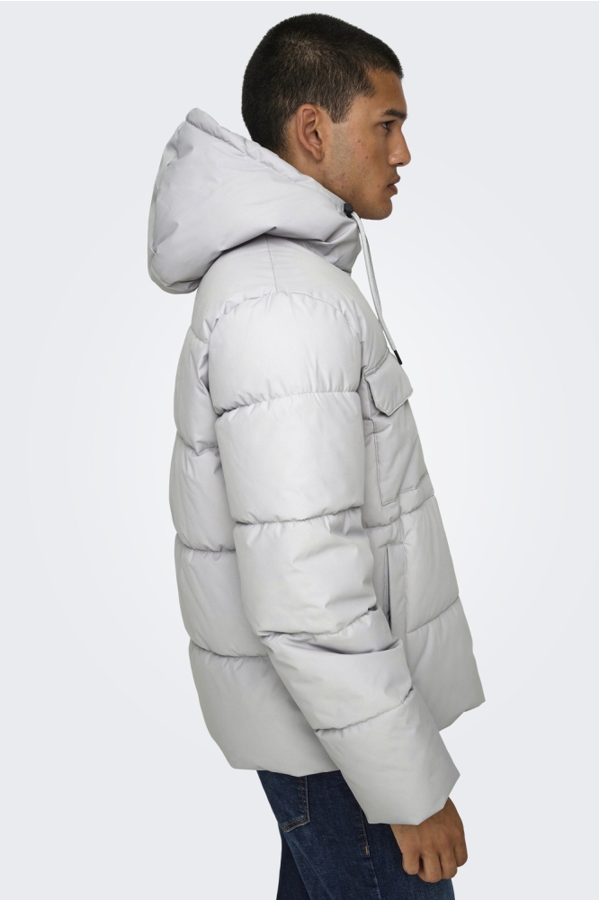 Only & Sons blauwe heren jas | Model zijaanzicht