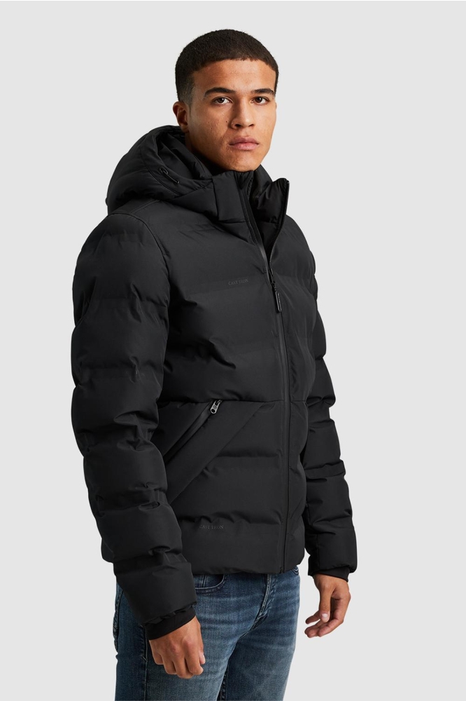 Cast Iron zwarte heren jas | Model vooraanzicht
