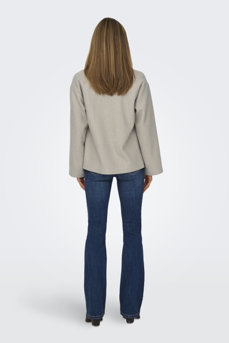 Only taupe dames jas | Model achteraanzicht