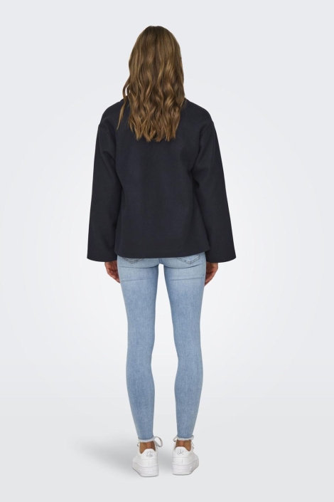 Only blauwe dames jas | Model achteraanzicht