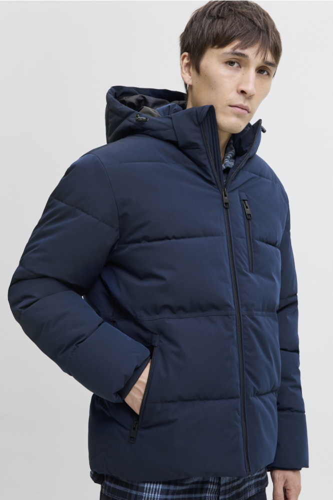 Jack & Jones blauwe heren jas | Model zijaanzicht