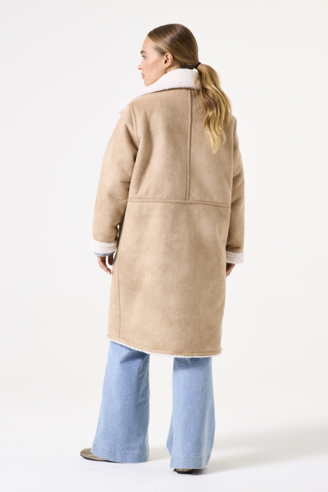 Garcia witte dames jas | Model achteraanzicht