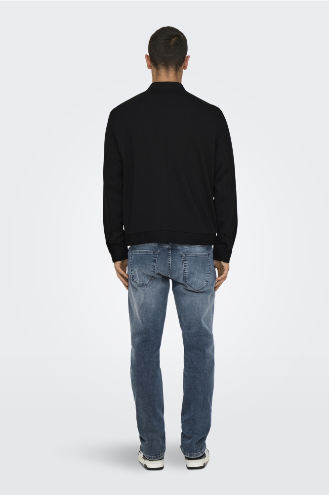 Only & Sons zwarte heren jas | Model achteraanzicht