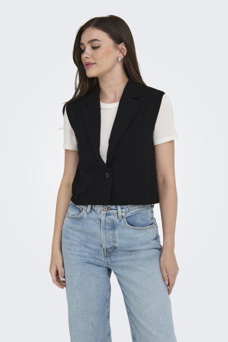 Jacqueline de Yong zwarte dames gilet | Model vooraanzicht