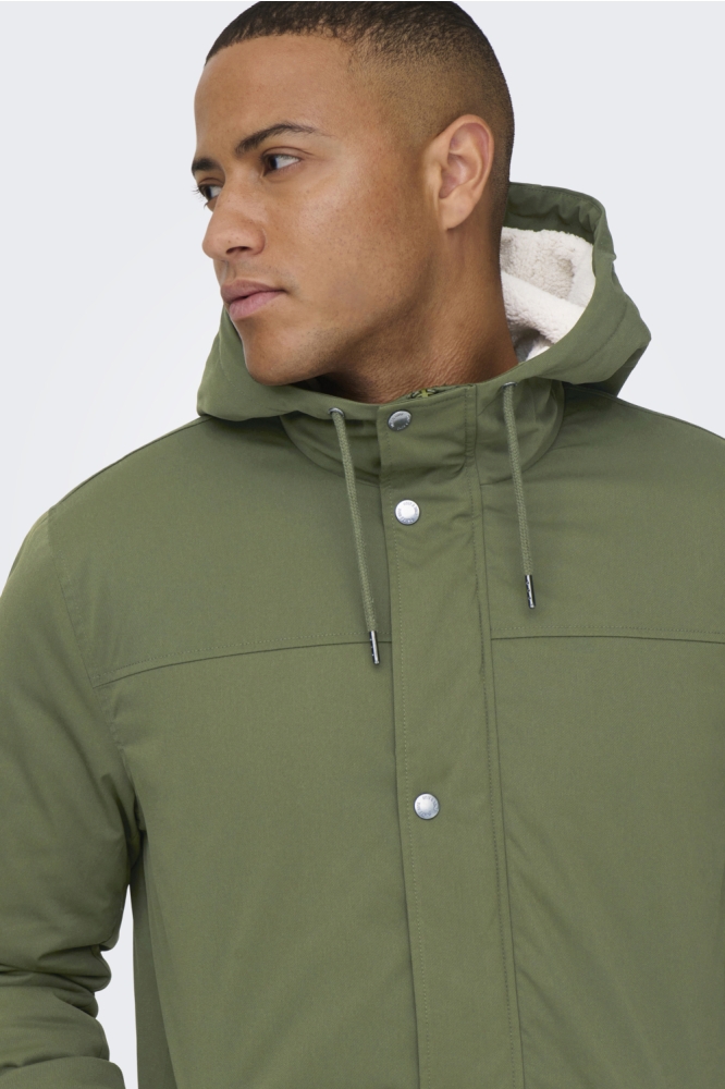 Only & Sons groene heren jas | Close up