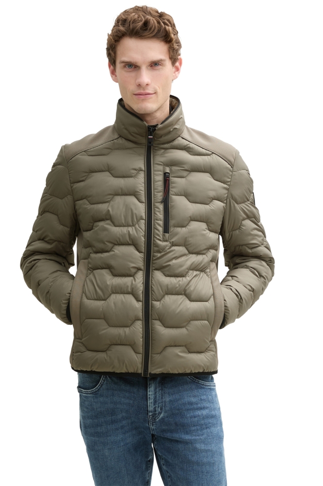 Tom Tailor groene heren jas | Model vooraanzicht
