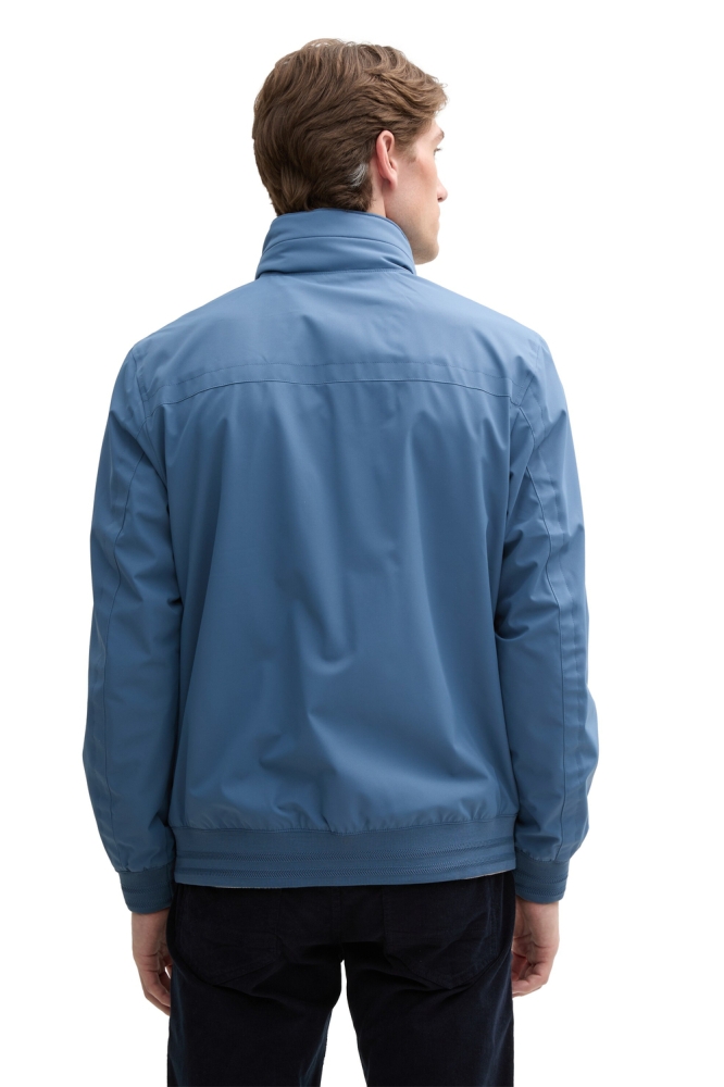 Tom Tailor blauwe heren jas | Model achteraanzicht