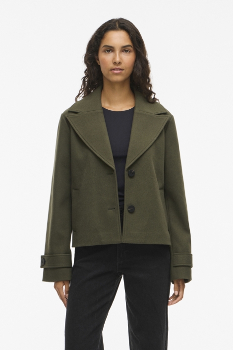 Vila groene dames jas | Model vooraanzicht