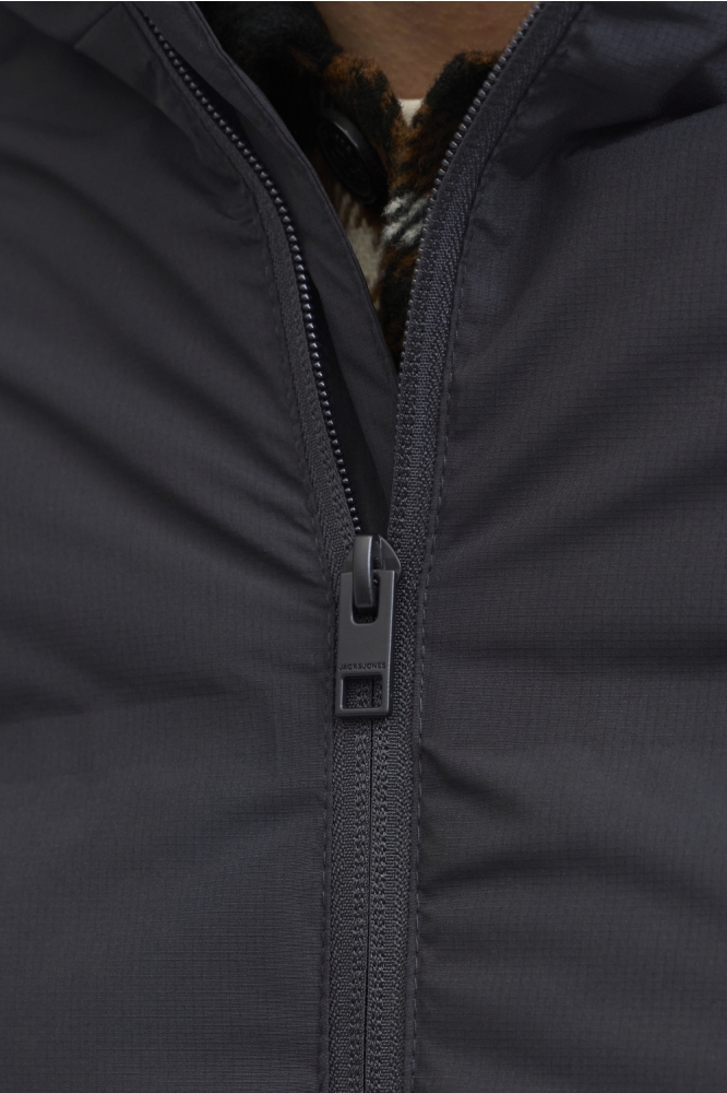 Jack & Jones zwarte heren jas | Kleurstaal
