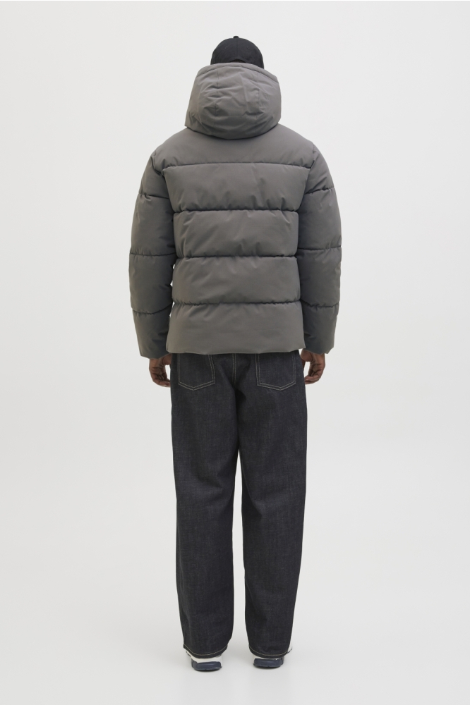 Jack & Jones grijze heren jas | Model achteraanzicht