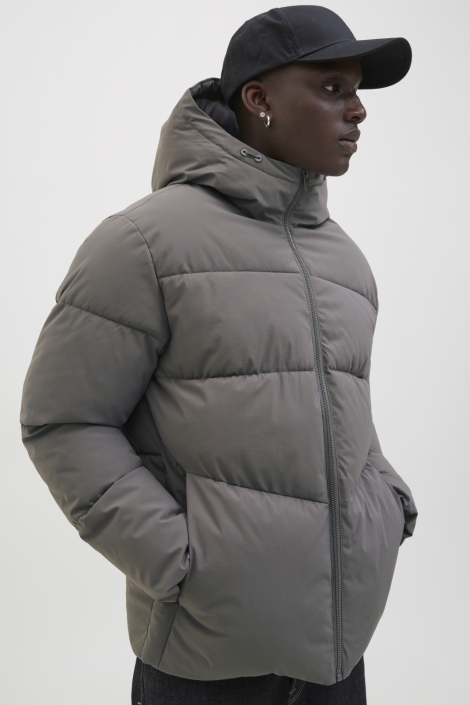 Jack & Jones grijze heren jas | Model zijaanzicht
