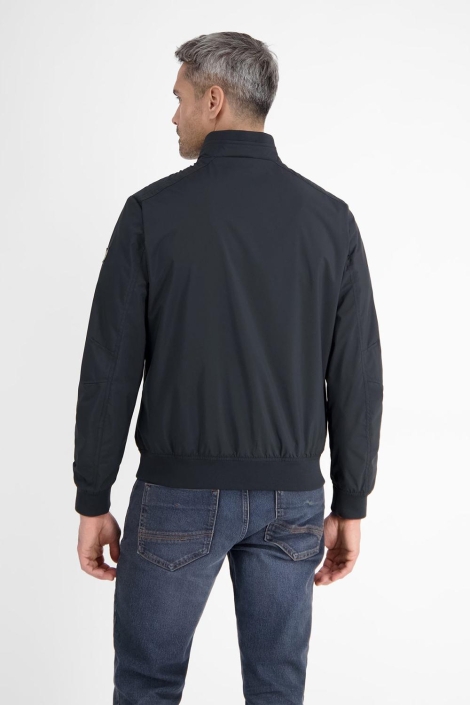 Lerros blauwe heren jas | Model achteraanzicht