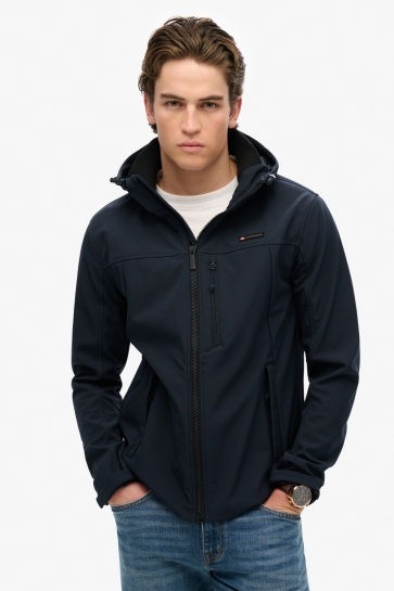 Superdry Jas HOODED SOFT SHELL TREKKER JKT M5012103A ECLIPSE NAVY