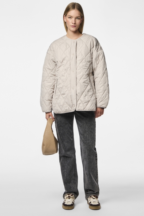 Pieces beige dames jas | Model vooraanzicht