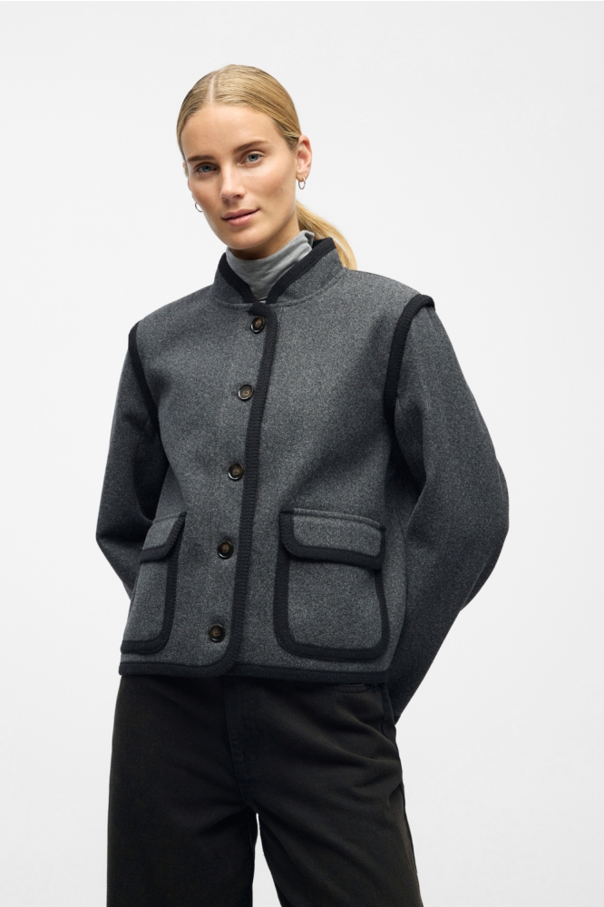 Object grijze dames jas | Model vooraanzicht