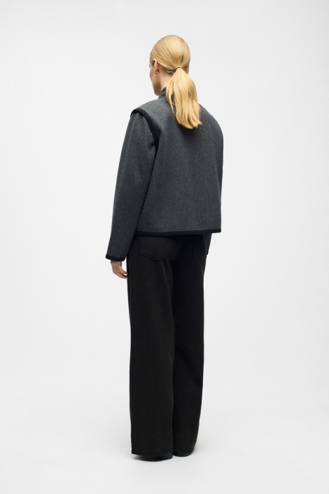 Object grijze dames jas | Model