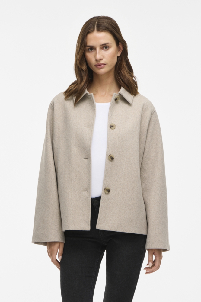 Vila beige dames jas | Model vooraanzicht