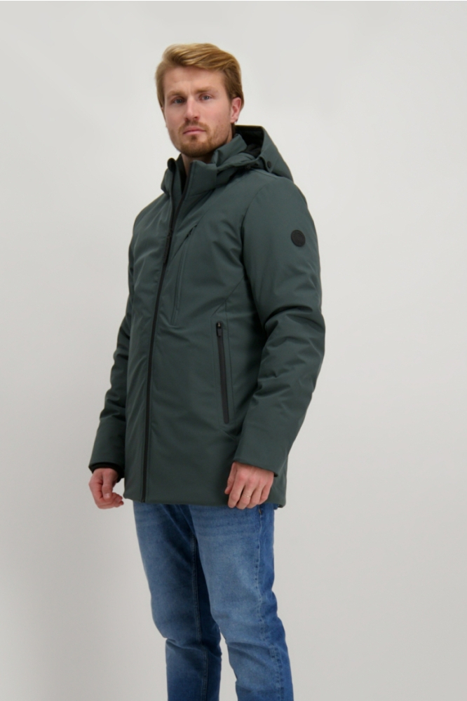 Cars groene heren jas | Model vooraanzicht