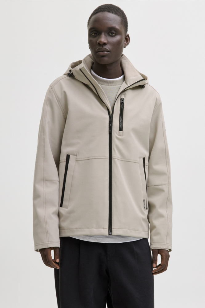 Jack & Jones beige heren jas | Model vooraanzicht