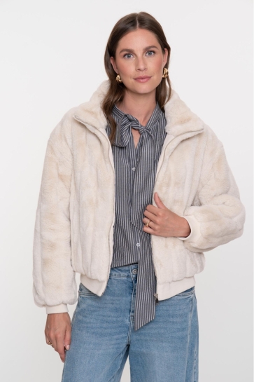 Geisha Jas SHORT FAUX FUR JAS 58562 19 010 Off-White