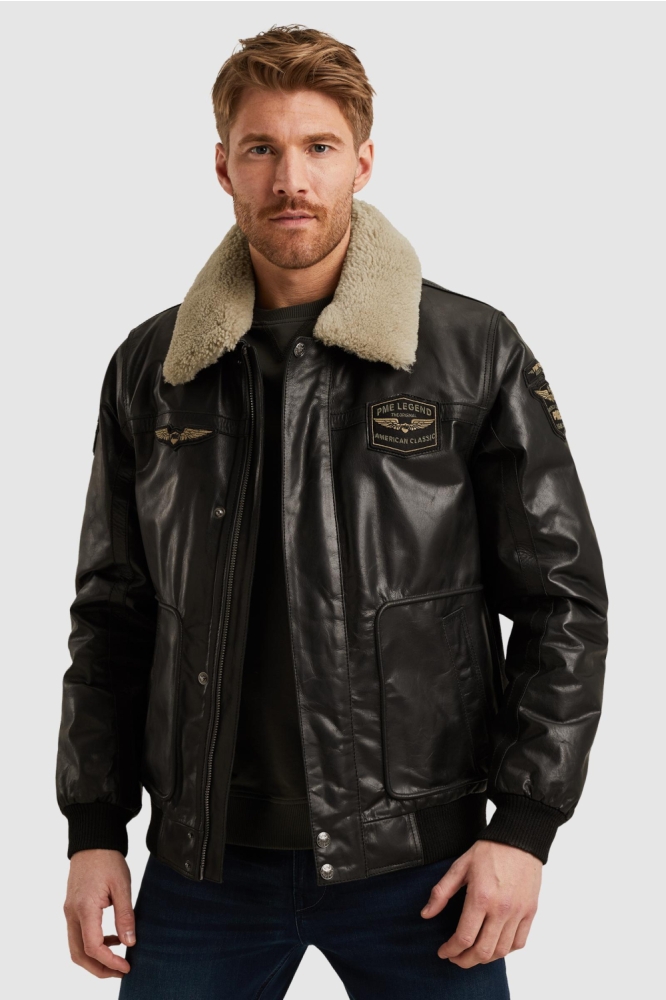 PME legend zwarte heren jas | Model vooraanzicht