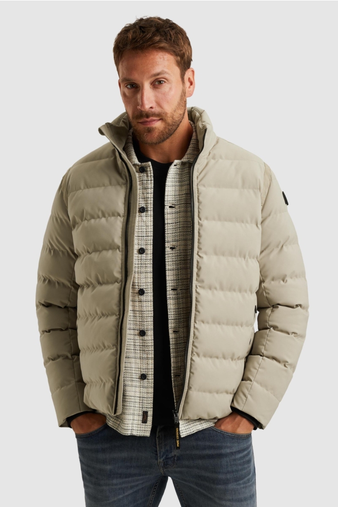 PME legend beige heren jas | Model vooraanzicht