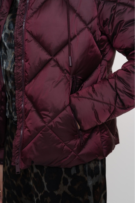 Geisha bordeaux dames jas | Close up