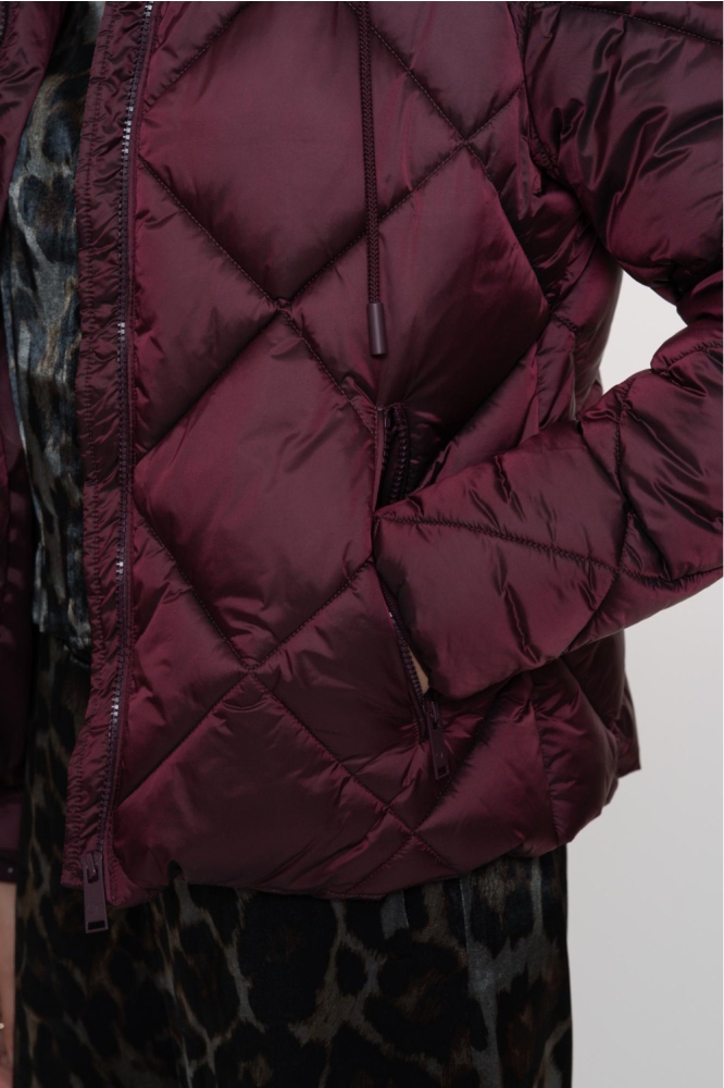 Geisha bordeaux dames jas | Close up