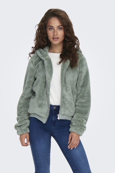 Only groene dames jas | Model vooraanzicht