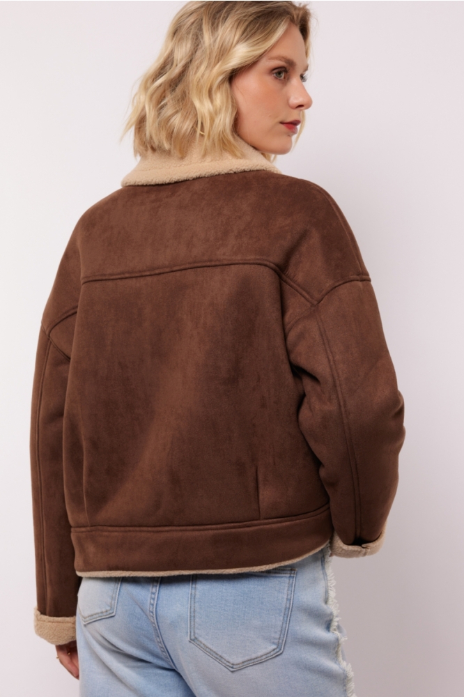 Fluresk bruine dames jas | Model achteraanzicht