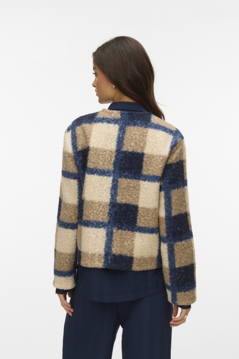Vero Moda blauwe dames jas | Model achteraanzicht