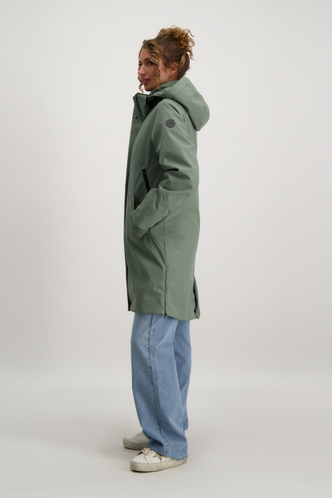 Cars groene dames jas | Model zijaanzicht
