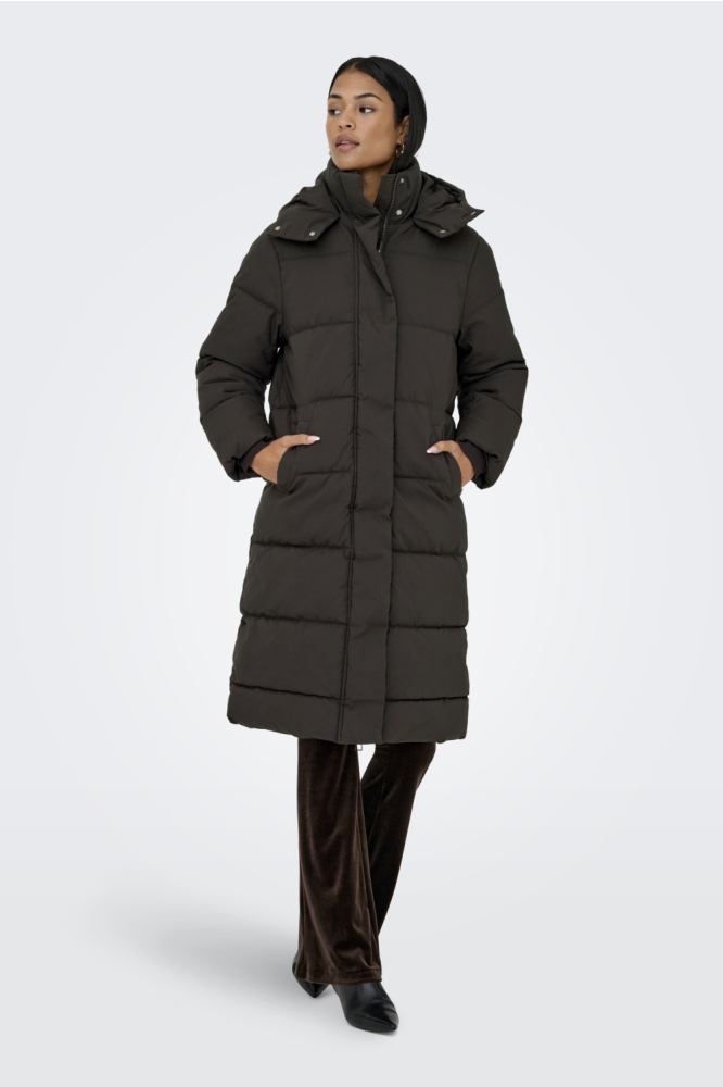 Jacqueline de Yong bruine dames jas | Model vooraanzicht