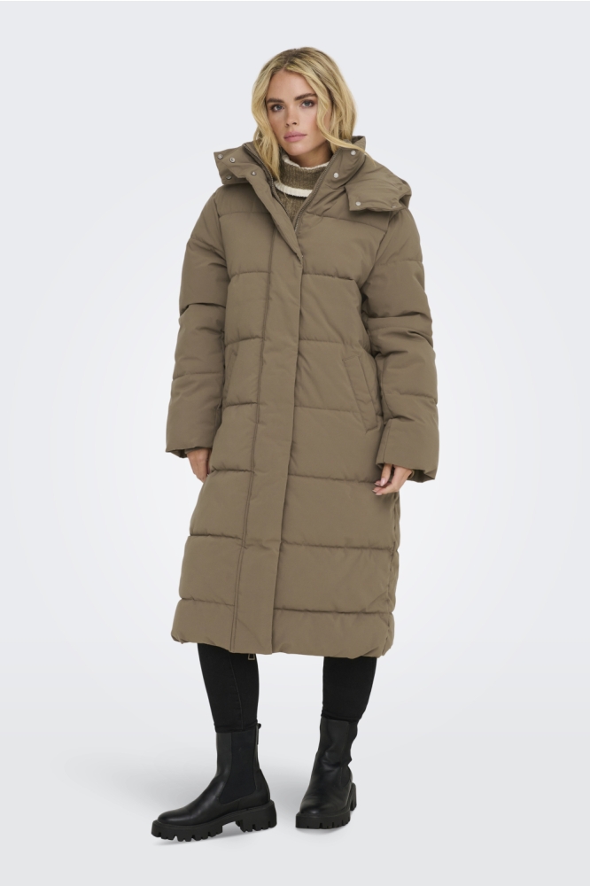 Jacqueline de Yong bruine dames jas | Model vooraanzicht