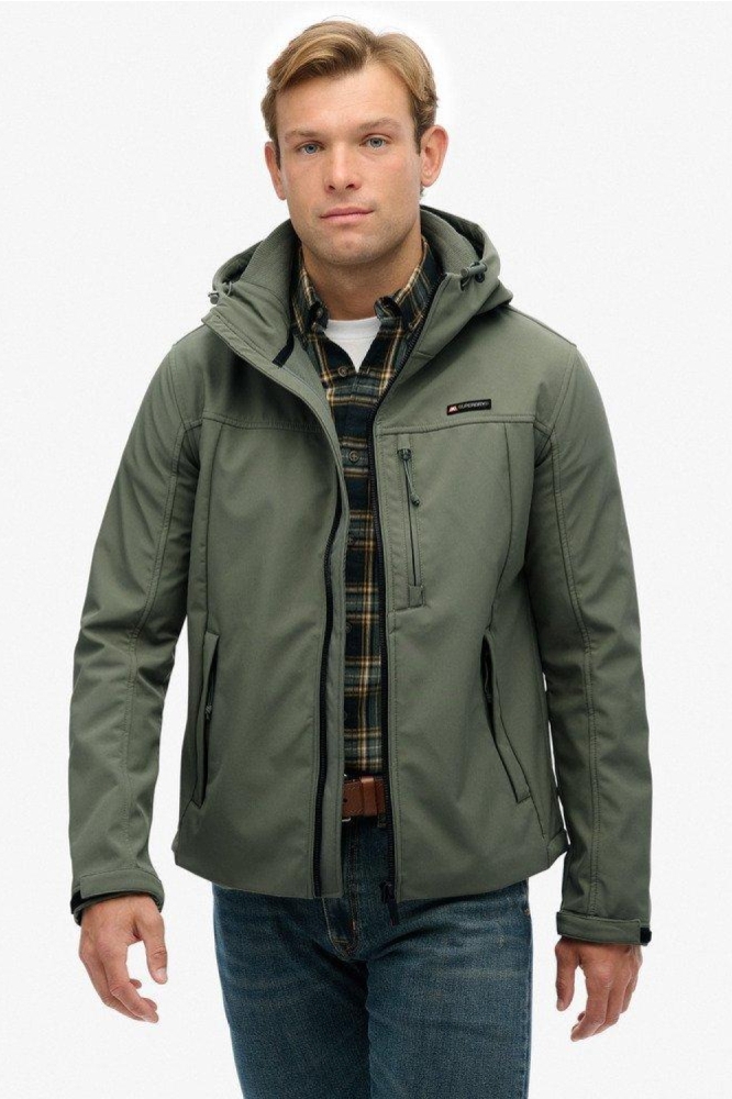 Superdry groene heren jas | Model vooraanzicht