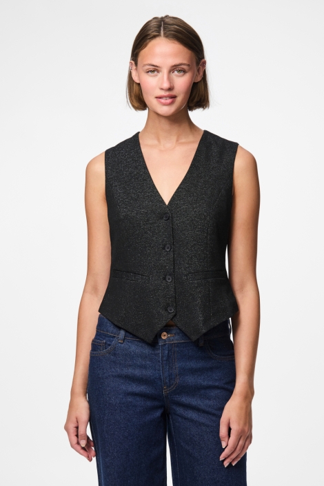 Pieces zwarte dames gilet | Model vooraanzicht