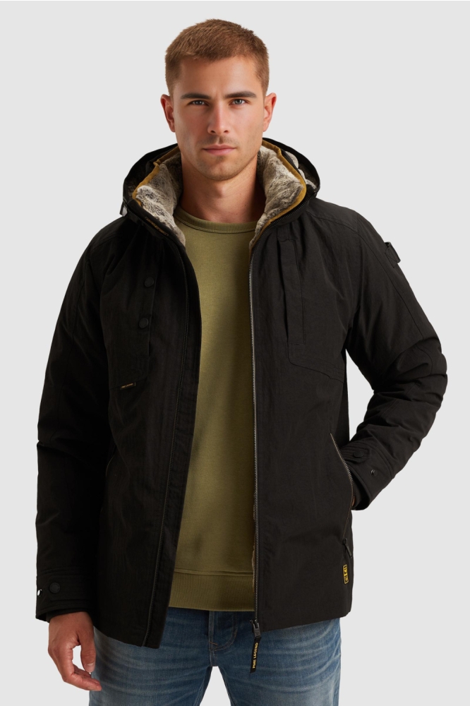 PME legend zwarte heren jas | Model vooraanzicht