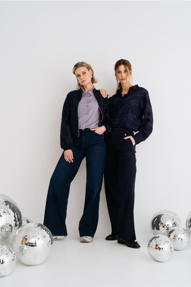 Maicazz blauwe dames jas | Model