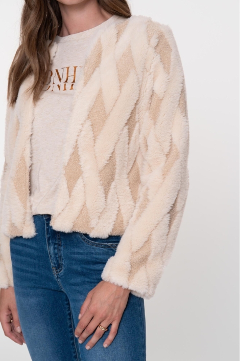 Geisha ecru dames jas | Model zijaanzicht