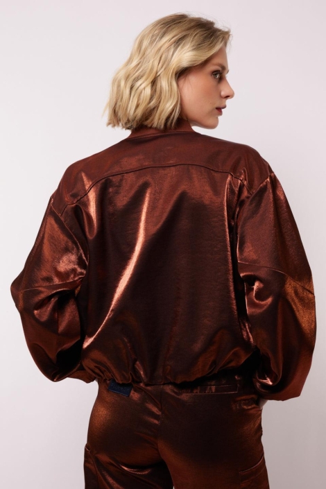 Fluresk koperen dames jas | Model achteraanzicht