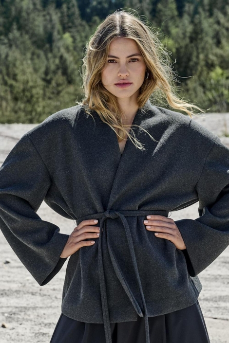 Only grijze dames jas | Sfeerbeeld, In situatie