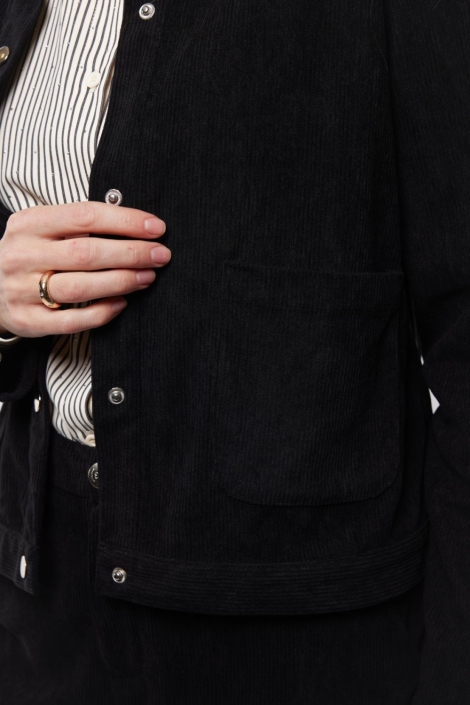 C&S The Label zwarte dames vest | Close up