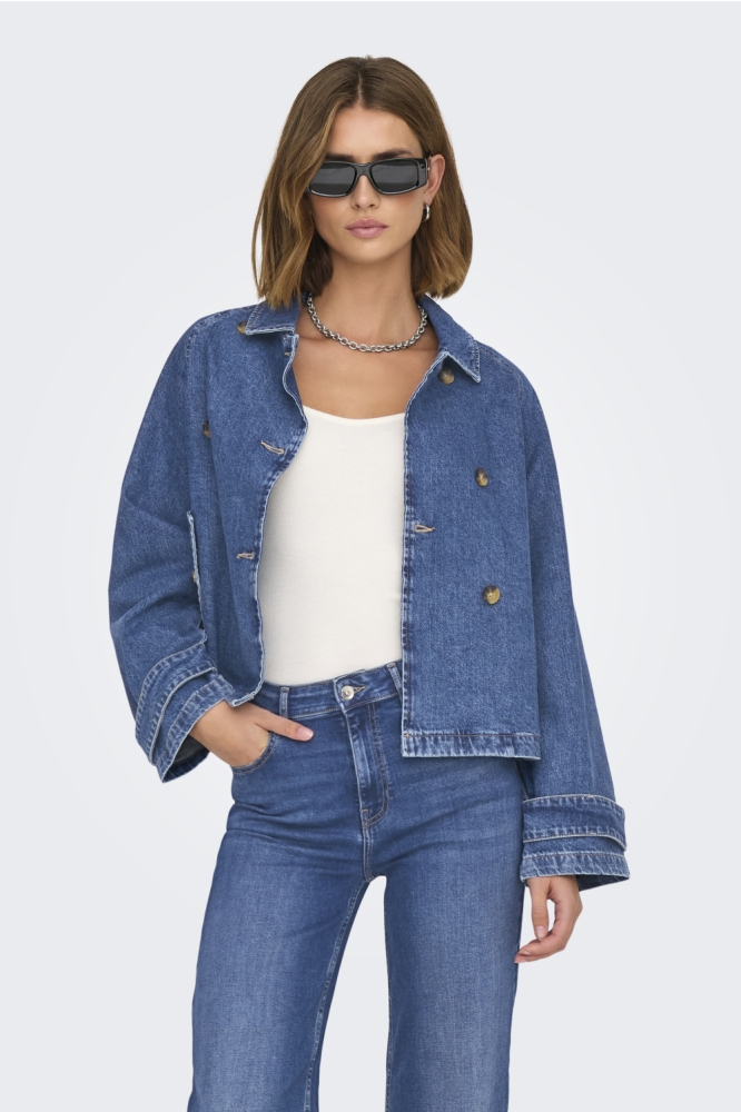 Only blauwe dames jas | Model vooraanzicht