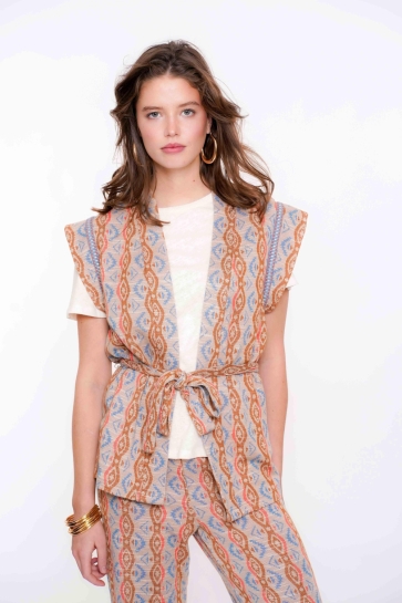 Geisha Vest GILET MET GRAFISCH PATROON 55122-20 Sand/Camel/Blue