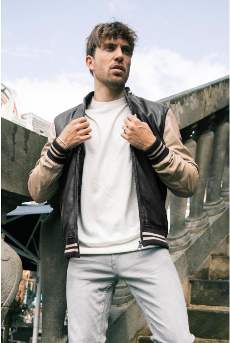 Donders bravery leather bomber jacket