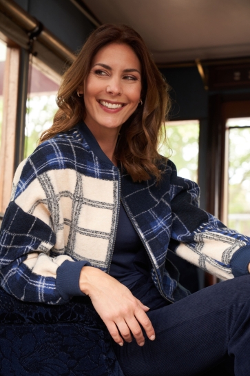 NED Jas ARLO LS NAVY PEONY DIFFERENT STYLES HEAVY KNIT 24W2 IB081 01 373 navy peony